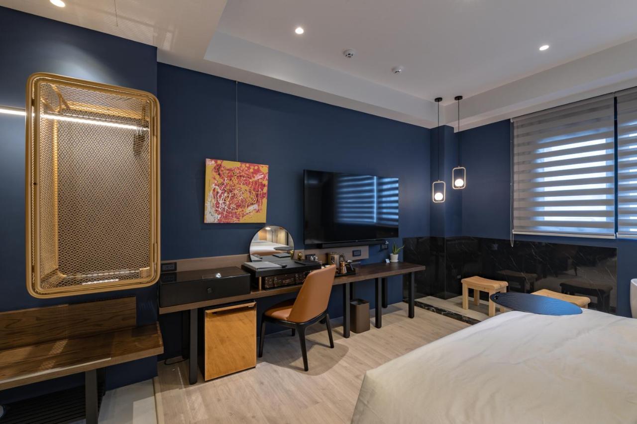 Bed and breakfast 墾丁耳東華苑erdong Manor Extérieur photo