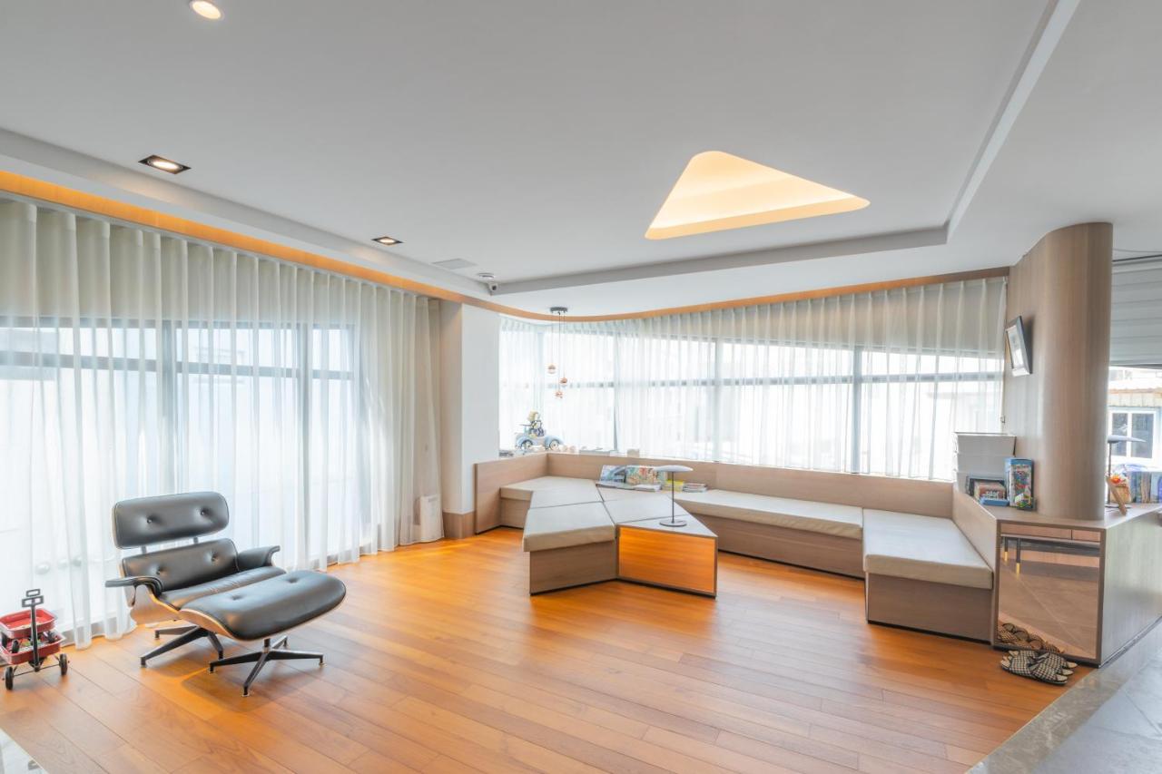 Bed and breakfast 墾丁耳東華苑erdong Manor Extérieur photo